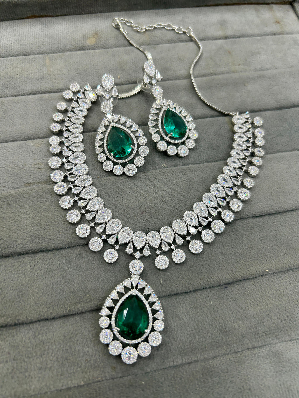 Luxury Teardrop CZ Diamond Choker Necklace Set with Earrings Silver-Toned Bridal Jewelry