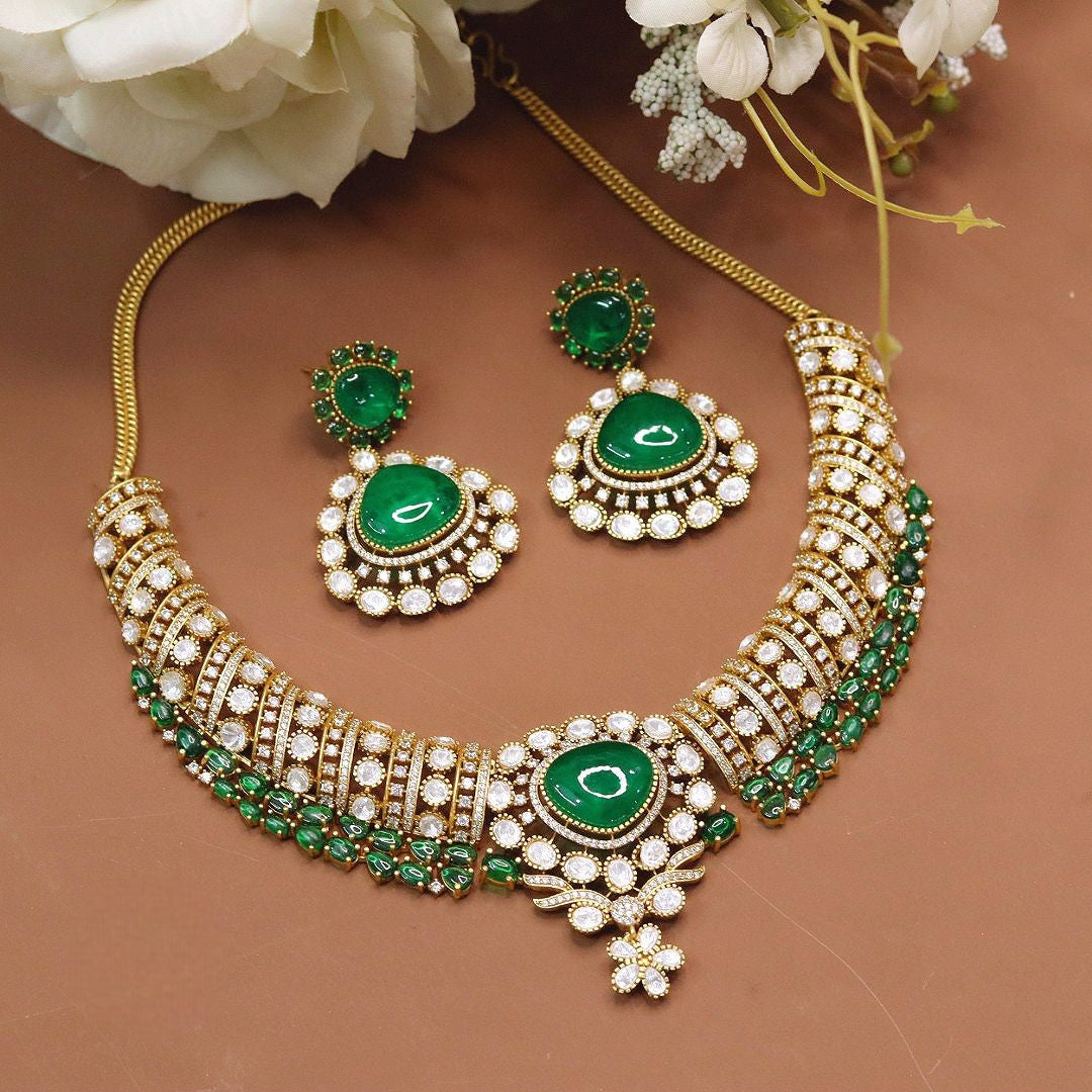 Gold-Plated Kundan Bridal Jewellery Set – Indian Necklace Set with Pearl Drops & Kundan Stone Design | Teardrop Earrings Included | Traditional Indian Wedding Jewellery