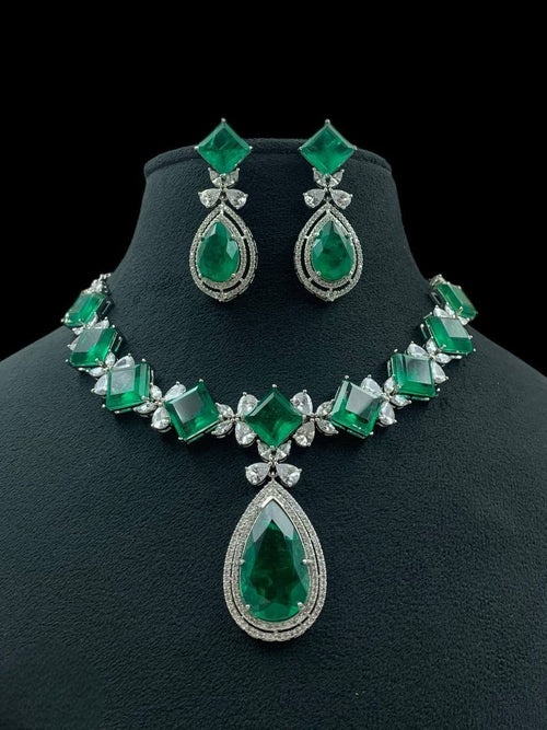 Bridal Emerald Necklace Set with American Diamonds, Statement Indian Necklace Set with Earrings, Indian Bridal Jewellery for Wedding & Party Wear
