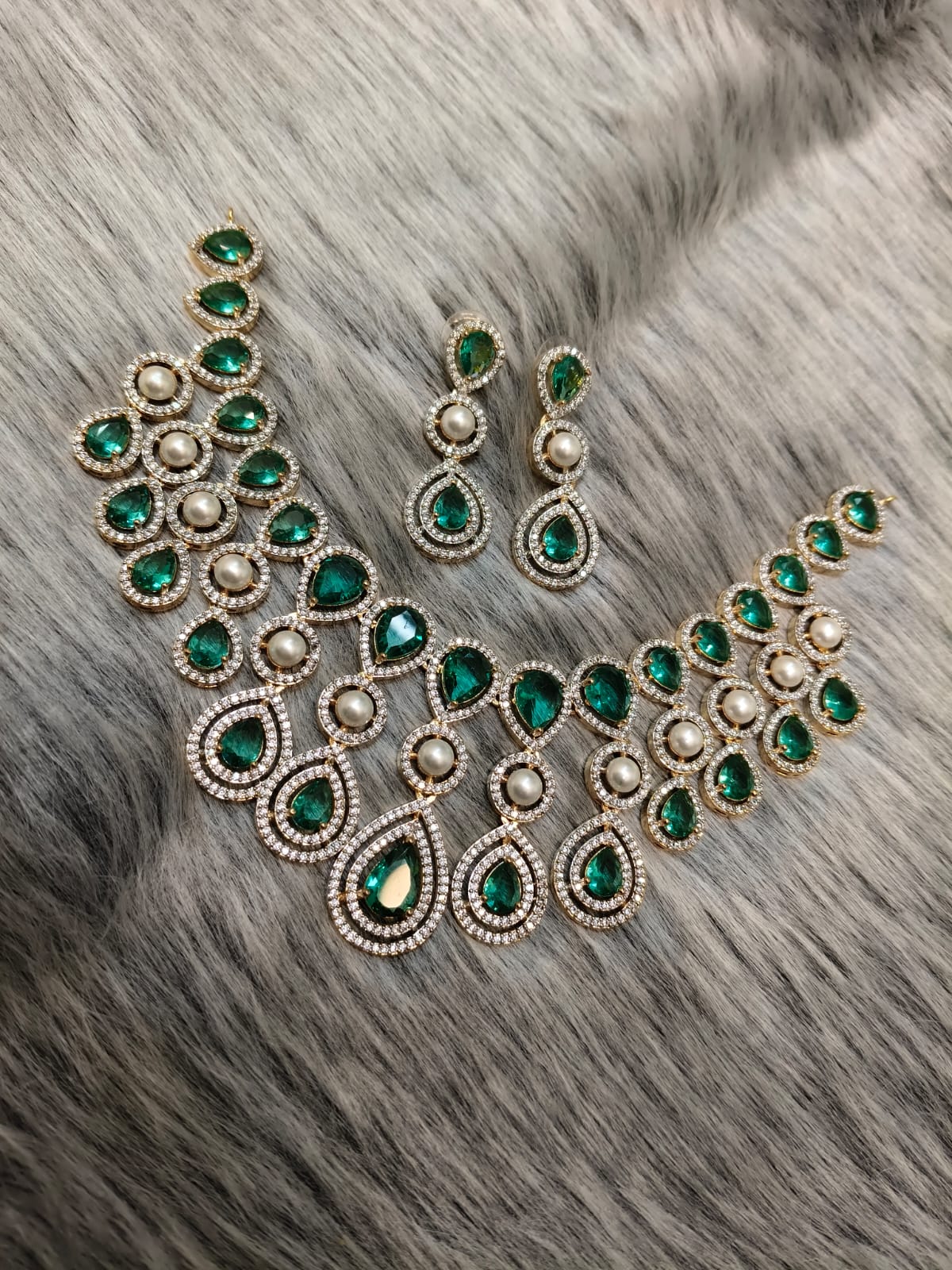Bridal Pearl Beaded Jewellery Set | Kundan Teardrop Necklace Set with Earrings | Traditional Indian Bridal Jewellery Set | Elegant Indian Wedding Jewellery