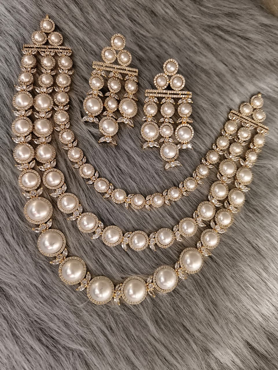 Bridal Pearl Choker Jewellery Set – Indian American Diamond Silver & Golden Jewellery | Libasaa Traditional Indian Bridal Jewellery