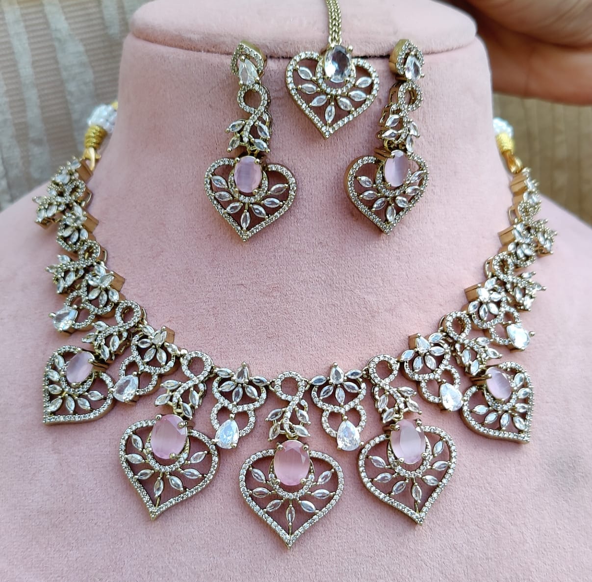 Diamond Stone Heart Necklace Set with Matching Earrings & Maang Tikka | Indian Jewellery Traditional Stone Indian Necklace Set