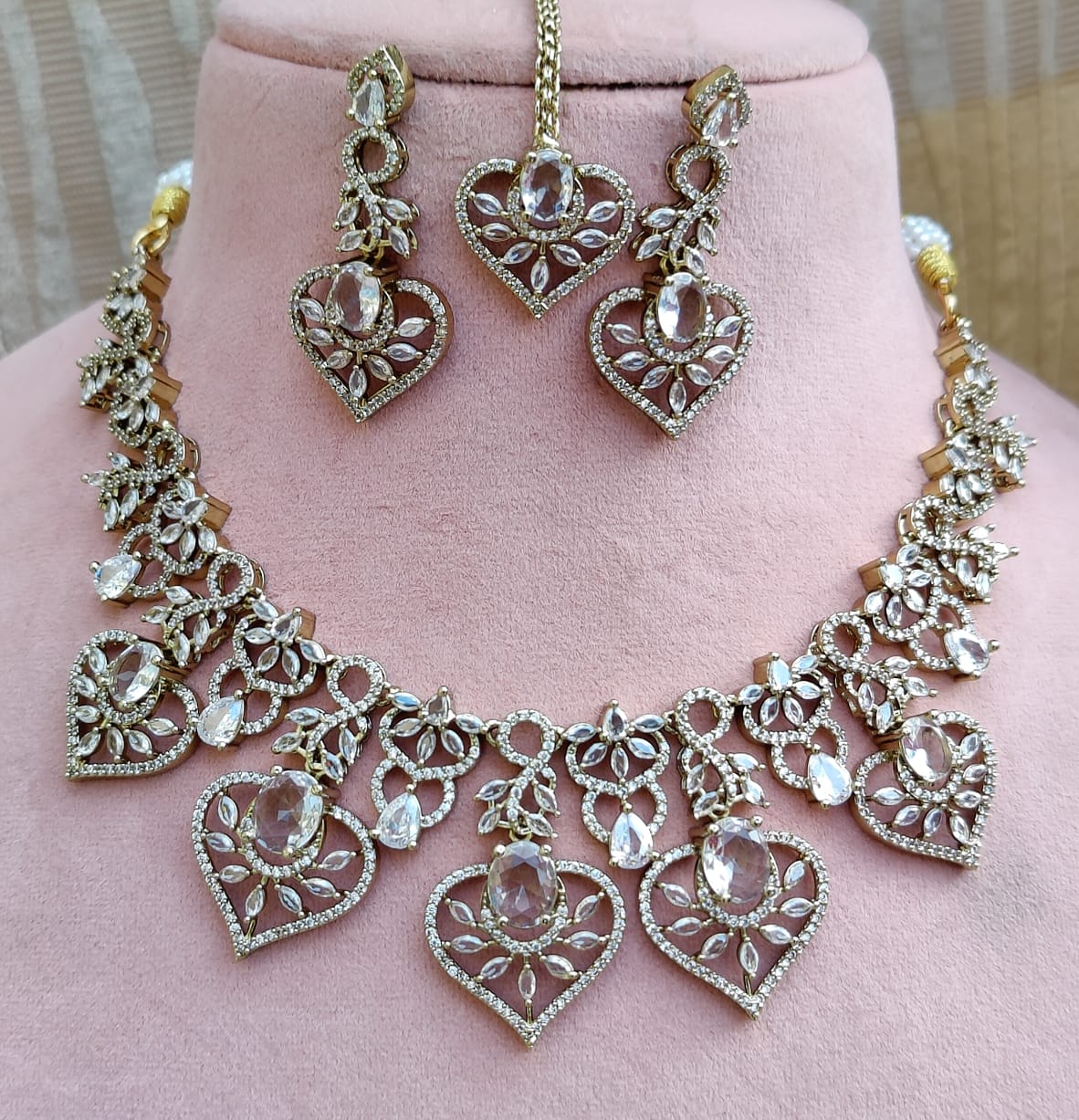 Diamond Stone Heart Necklace Set with Matching Earrings & Maang Tikka | Indian Jewellery Traditional Stone Indian Necklace Set