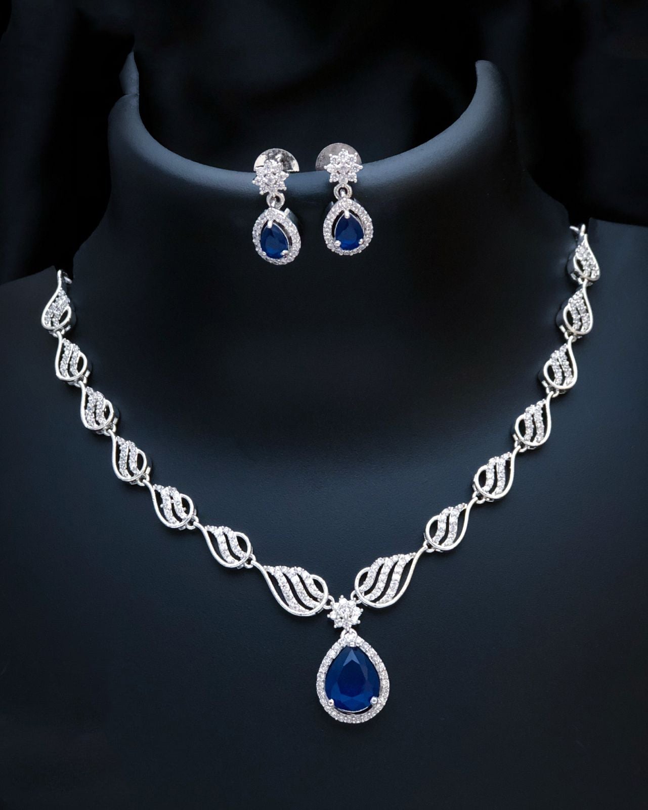 Stylish American Diamond Statement Silver Plated Necklace Earring Set