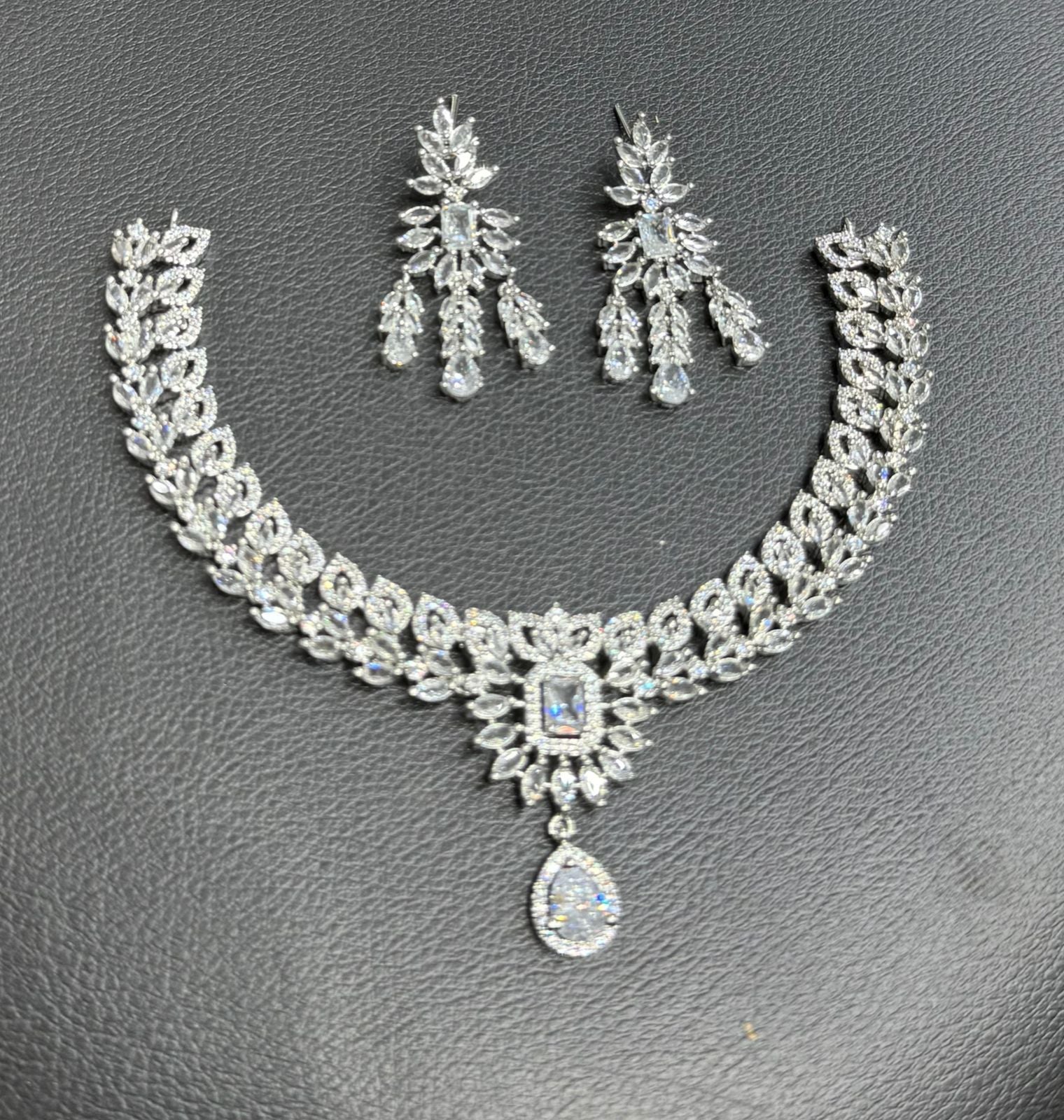 Sparkling Indian Pearl Necklace Earrings Set, Bridal Kundan Necklace Set, Bollywood AD Jewelry Set, Wedding Indian Kundan Choker Set, Pakistani Pearl Jewelry Set